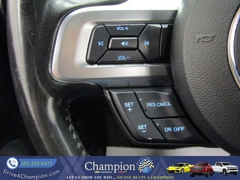 Used 2018 Ford Mustang Coupe RWD image 19