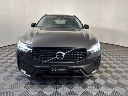 Used 2023 Volvo XC60 B5 Plus AWD/4WD image 8