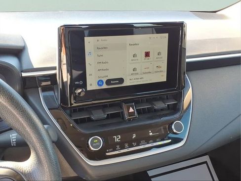 Used 2024 Toyota Corolla LE image 9