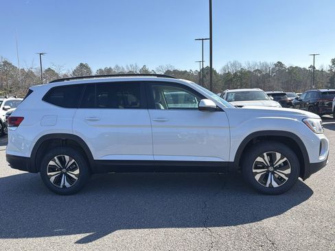 New 2026 Volkswagen Atlas SE image 6