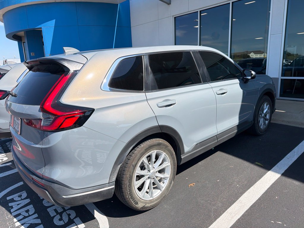 Used 2024 Honda CR-V EX image 4