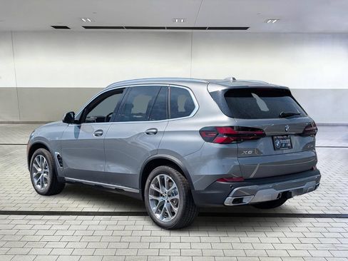 Certified 2026 BMW X5 xDrive40i AWD/4WD image 4
