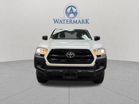 Used 2016 Toyota Tacoma SR AWD/4WD image 9