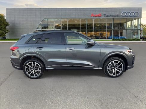 New 2026 Audi Q5 Premium Plus AWD/4WD image 2