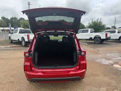 Used 2026 Ford Escape ST-Line Elite w/ Equipment Group 501A AWD/4WD image 14