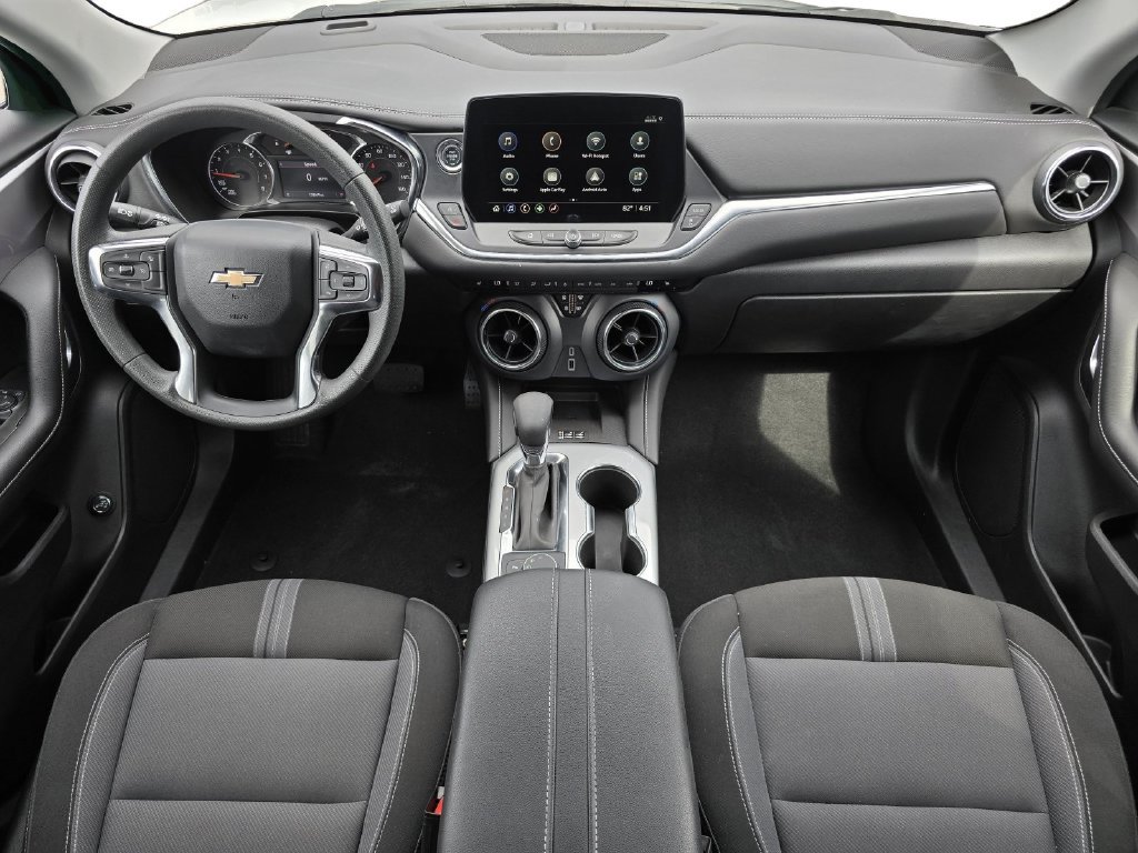 Used 2024 Chevrolet Blazer LT w/ Convenience Package FWD image 17