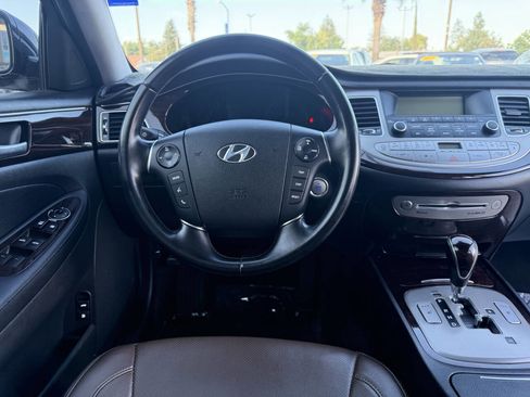 Used 2012 Hyundai Genesis 3.8 image 16