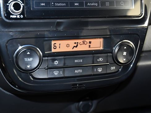 Used 2024 Mitsubishi Mirage G4 LE FWD image 28