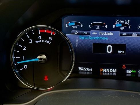 Used 2022 Ford F250 Lariat w/ Chrome Package AWD/4WD image 12