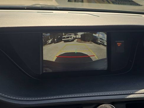 Used 2017 Lexus ES 350 w/ Premium Package FWD image 24