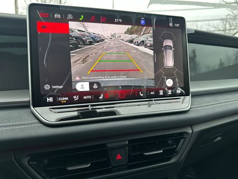 New 2026 Volkswagen Tiguan SE image 10