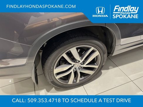 Used 2018 Honda Pilot Touring image 5