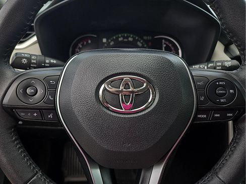 Used 2025 Toyota RAV4 XLE Premium FWD image 20