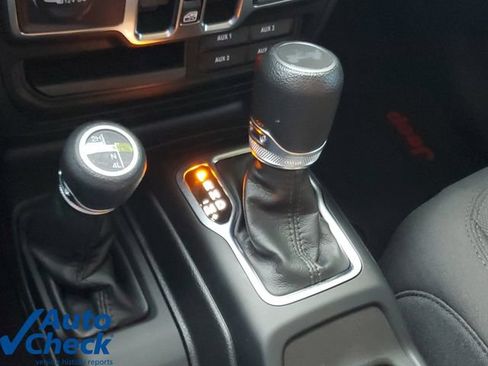 Used 2023 Jeep Wrangler Unlimited Sport AWD/4WD image 24