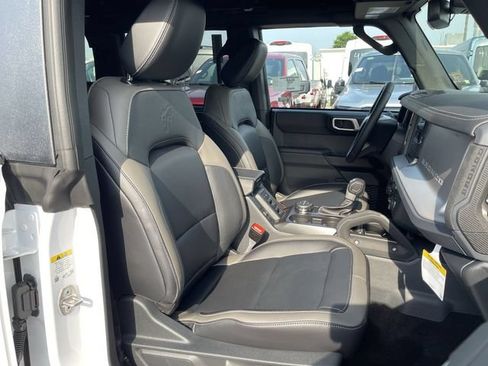 New 2026 Ford Bronco Outer Banks w/ Sasquatch Package AWD/4WD image 22