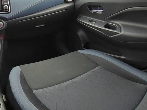 Used 2025 Nissan Versa SV FWD image 24