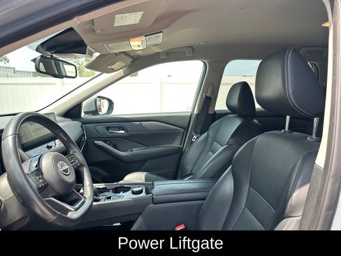 Used 2024 Nissan Rogue SL AWD/4WD image 12