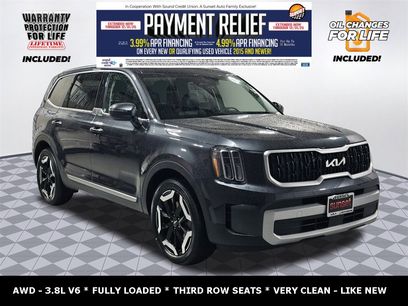 Used 2024 Kia Telluride EX w/ EX Captain's Chair Package