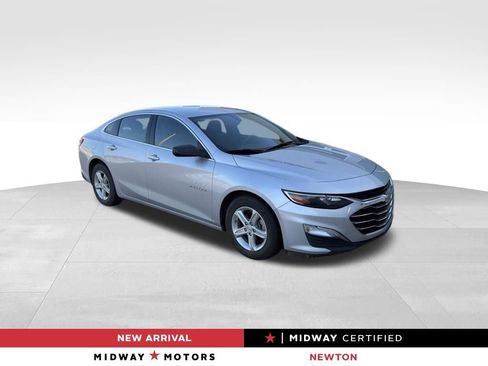 Used 2021 Chevrolet Malibu LS FWD image 1