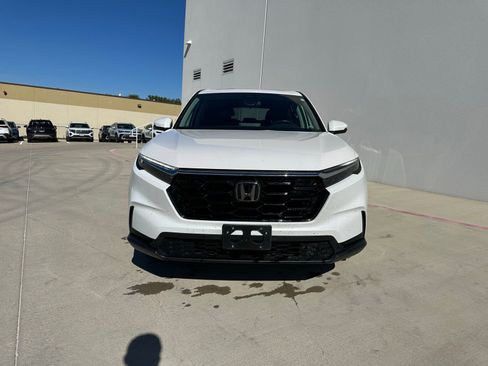 Used 2024 Honda CR-V EX image 2