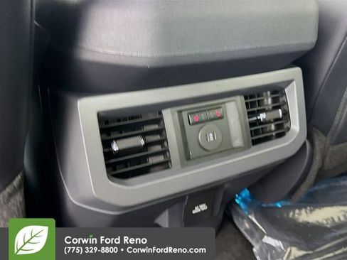 New 2026 Ford F250 Lariat w/ Black Appearance Package image 28