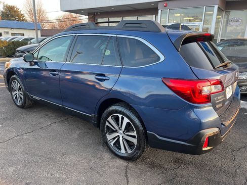 Used 2019 Subaru Outback 2.5i Limited image 12