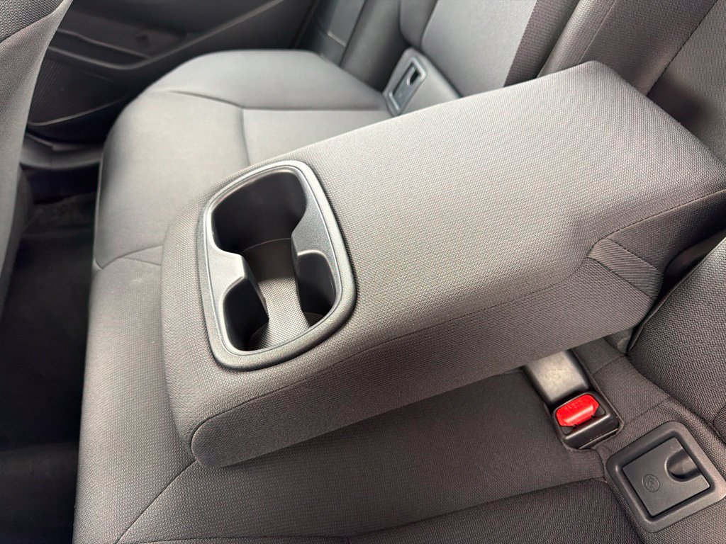 Used 2025 Toyota Corolla LE FWD image 70
