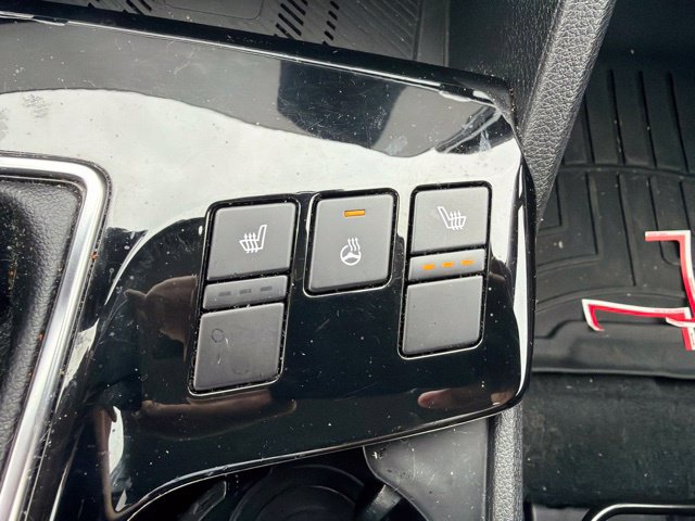 Used 2023 Kia Sportage EX AWD/4WD image 13
