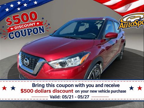 Used 2020 Nissan Kicks SV FWD image 1