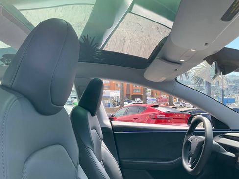 Used 2024 Tesla Model 3 Long Range AWD/4WD image 75