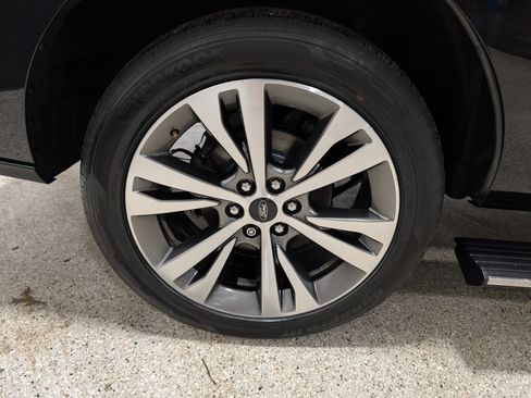Used 2020 Ford Expedition Platinum AWD/4WD image 11