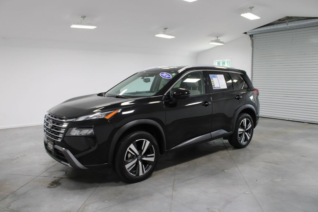 Used 2024 Nissan Rogue SL FWD image 4