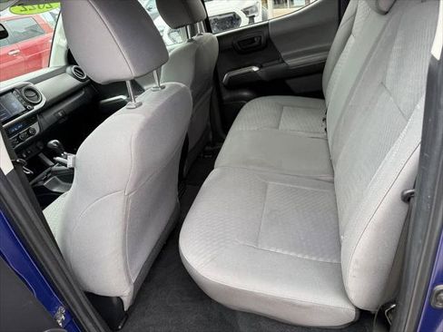 Certified 2022 Toyota Tacoma SR5 RWD image 15