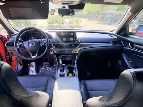 Used 2019 Honda Accord Sport image 19