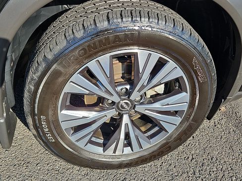 Certified 2023 Nissan Rogue SV w/ SV Premium Package AWD/4WD image 7