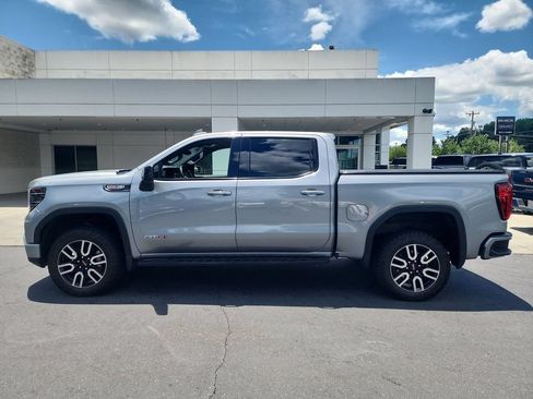Certified 2023 GMC Sierra 1500 AT4 w/ AT4 Premium Package AWD/4WD image 5