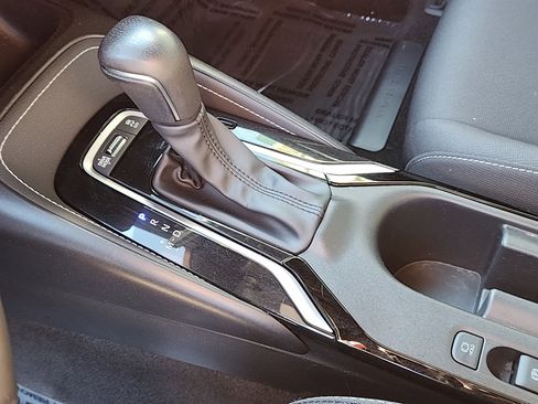 Certified 2024 Toyota Corolla SE image 16