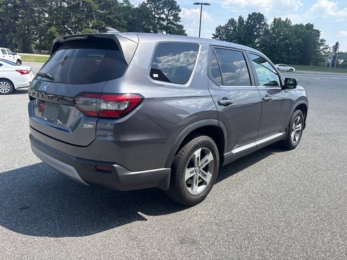 Used 2023 Honda Pilot EX-L image 7