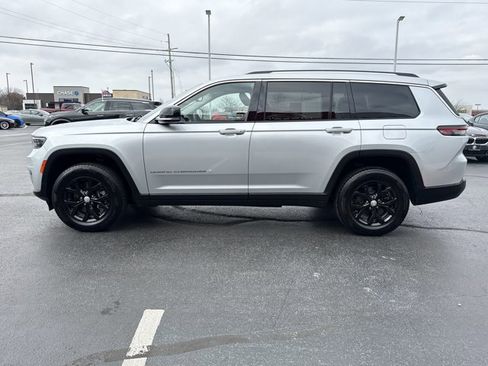 Used 2023 Jeep Grand Cherokee L Limited image 14