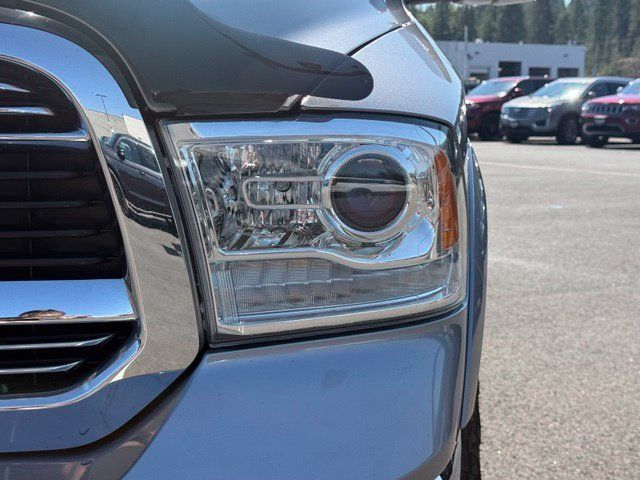 Used 2019 RAM 1500 Laramie RWD image 9