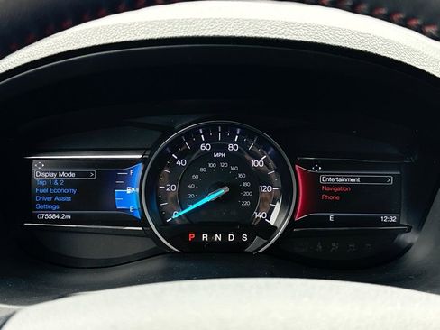 Used 2018 Ford Explorer Sport image 16