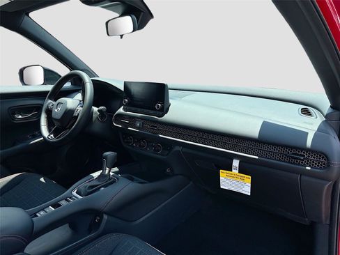 Certified 2025 Honda HR-V Sport image 31
