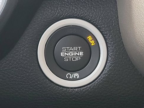 Used 2022 RAM 1500 Laramie image 17