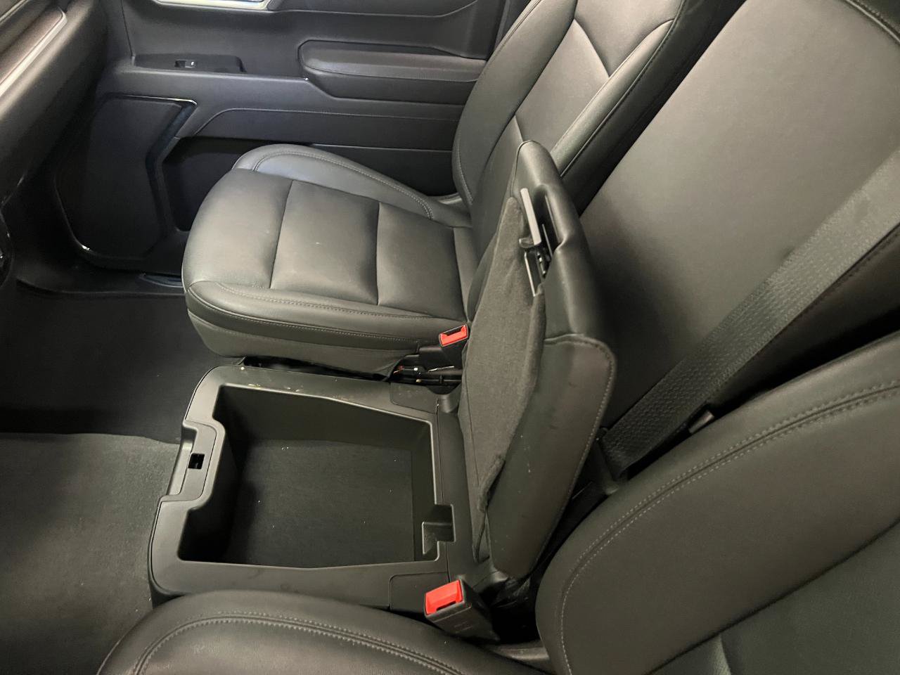 Used 2026 GMC Sierra 1500 SLT RWD image 29