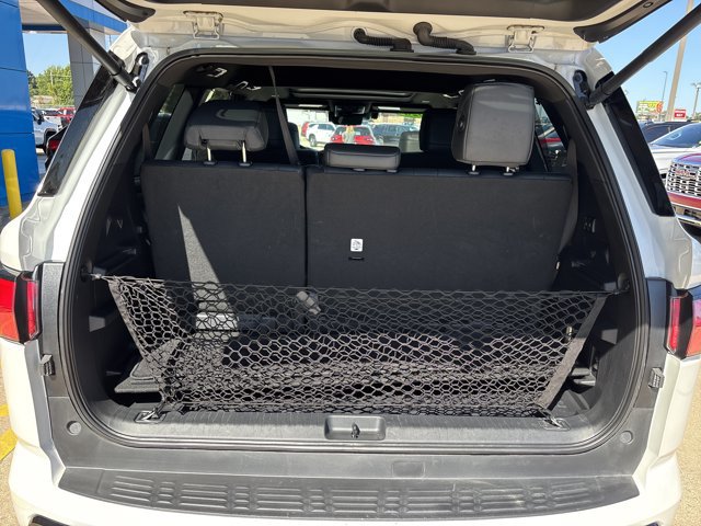 Used 2026 Toyota Sequoia Platinum AWD/4WD image 5
