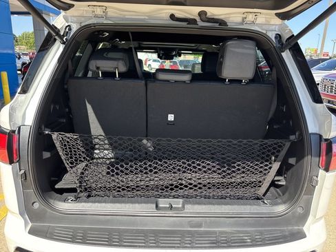 Used 2026 Toyota Sequoia Platinum AWD/4WD image 5