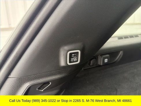 Used 2024 Jeep Grand Cherokee Overland w/ Advanced Protech Group III AWD/4WD image 42