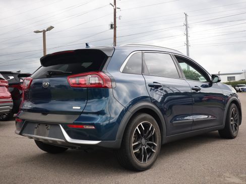 Used 2018 Kia Niro Touring FWD image 5