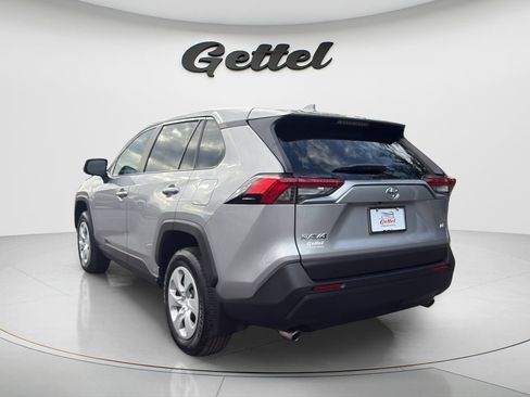 Used 2025 Toyota RAV4 LE FWD image 9