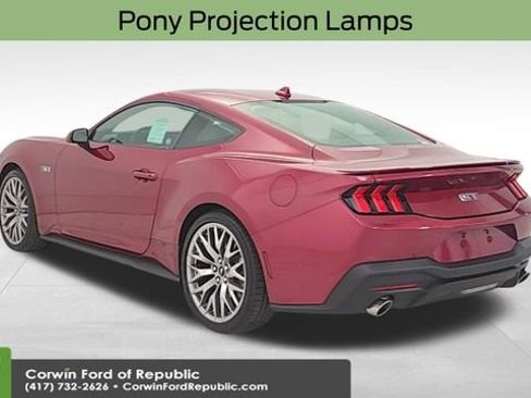 Used 2025 Ford Mustang GT Premium RWD image 5